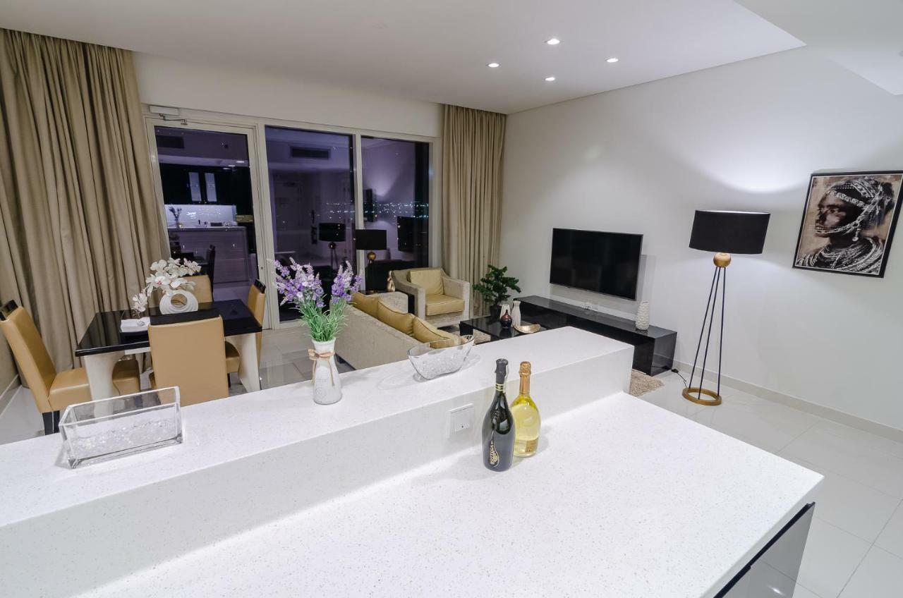 Waterfront Downtown- Damac Maison Canal View Dubai Bagian luar foto